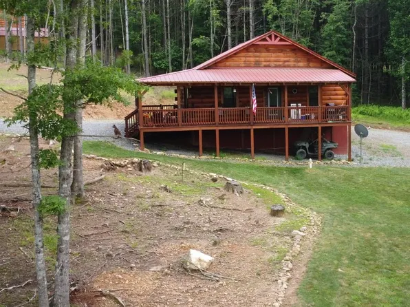 1001 Double Bridges Dr, Fancy Gap, VA 24328