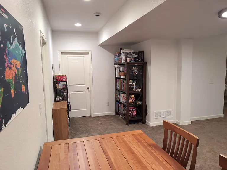 9455 Joyce Way — Photo 4