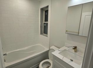 3525 Bathurst St N #1, Toronto, ON M6A 2C7