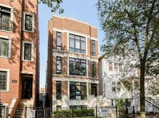3718 N Kenmore Ave #201, Chicago, IL 60613