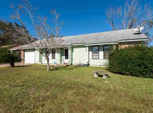 412 Cornwall Cir, Pensacola, FL 32514
