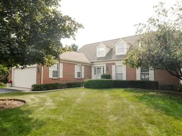 185 Barra Ln #158, Inverness, IL 60067