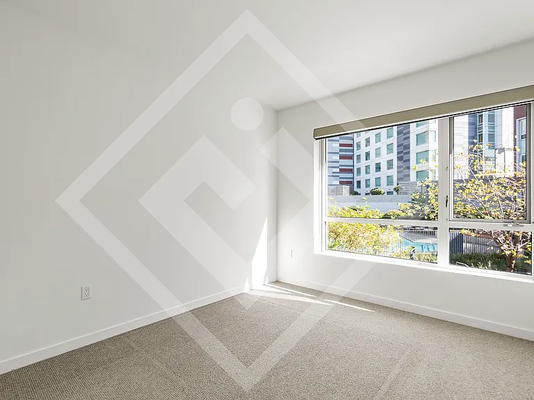 110 Channel St #4I5 — Photo 4