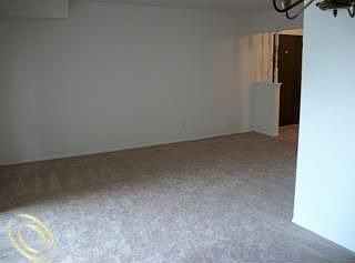 4th image of 1744 Harrison Ave APT 8