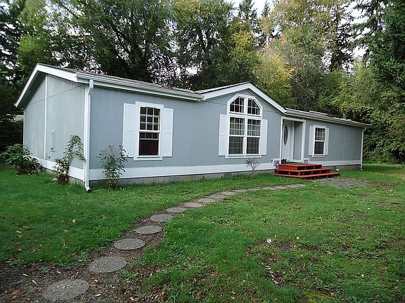 2nd image of 8811 128th St E