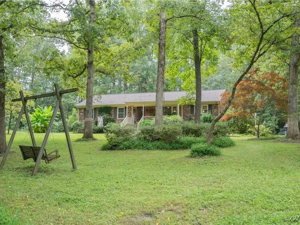 3343 Blueberry Hill Ln, Mechanicsville, VA 23111