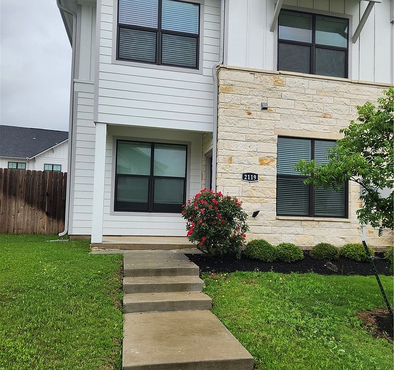 1st image of 2119 Jax Dr