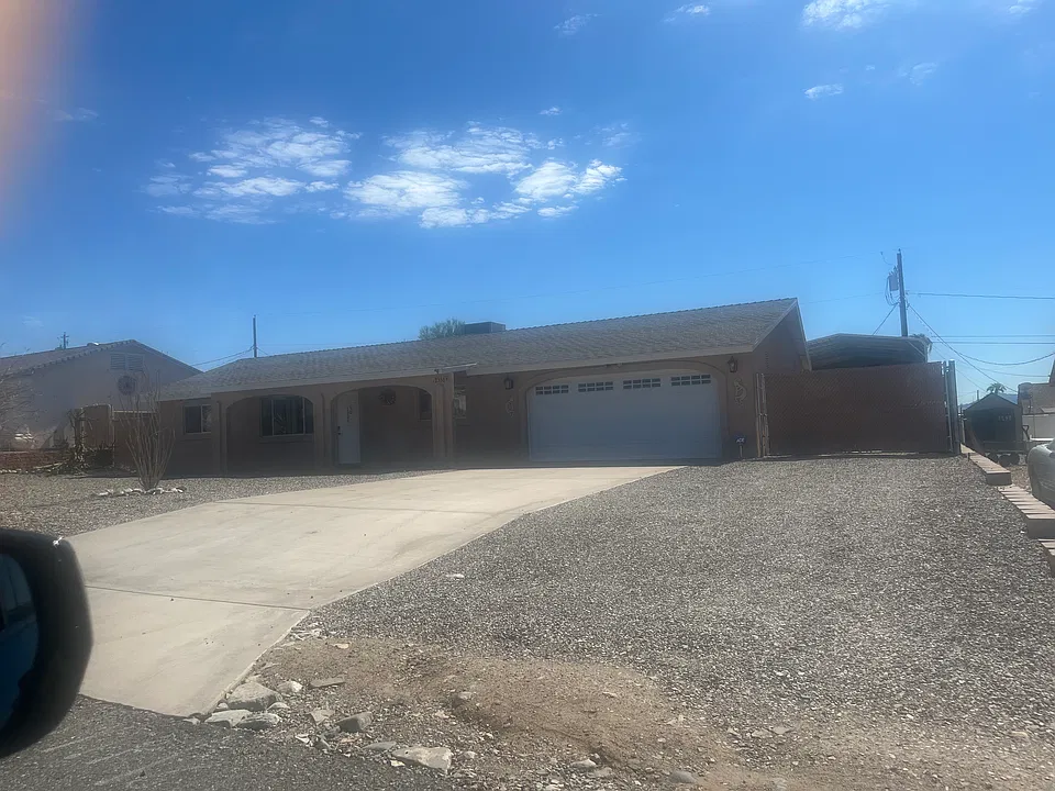 2356 Mandalay Dr