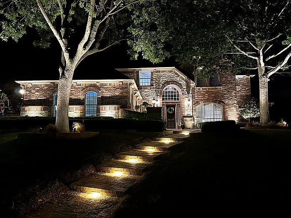3rd image of 2105 Cypress Point Dr
