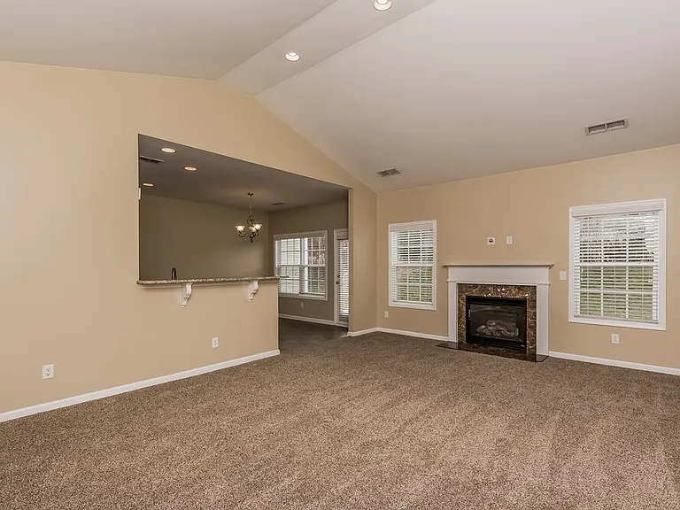 13633 Porter Creek Rd — Photo 5