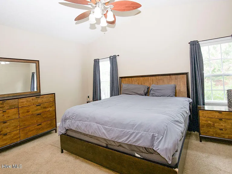 13 Barkley Ln — Photo 17