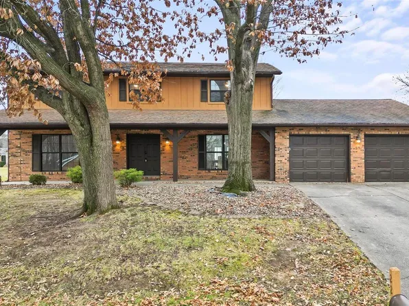 225 Woodridge Dr, Swansea, IL 62226
