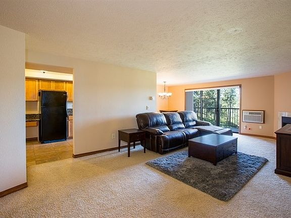5th image of 170 S Coeur Dalene St #F204