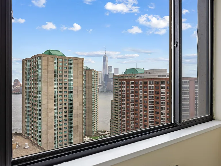 45 River Dr S #3002 — Photo 16
