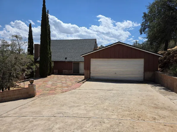 704 Old State Rd, Wofford Heights, CA 93285