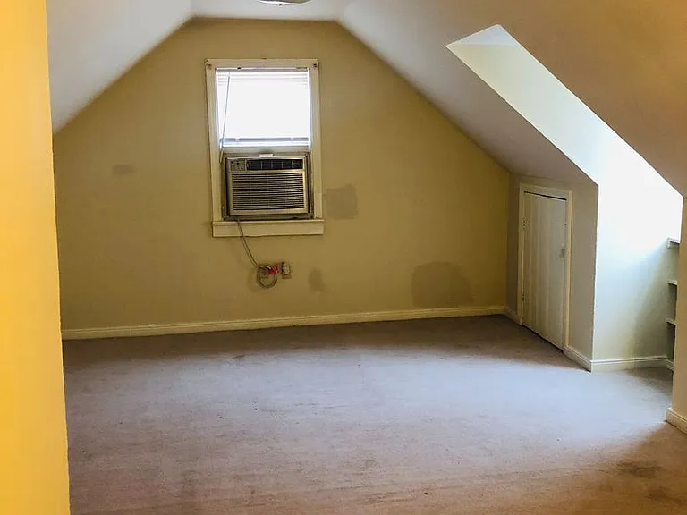7010 Miami Ave — Photo 10