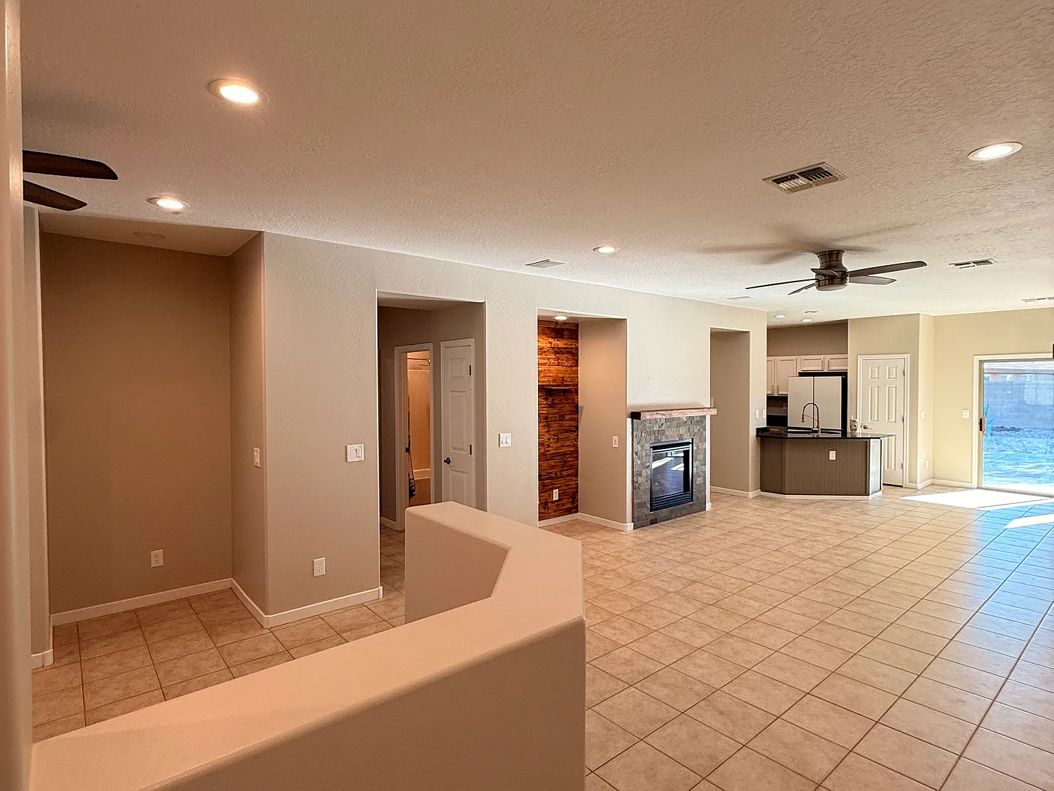 39730 N Bridlewood Way — Photo 2