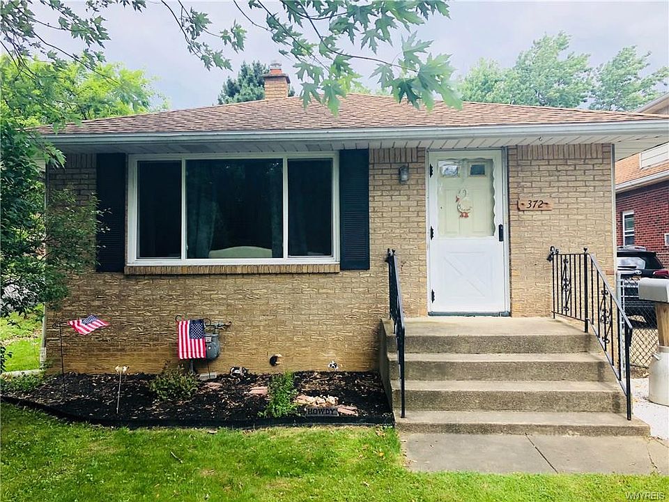 1st image of 372 Dorrance Ave
