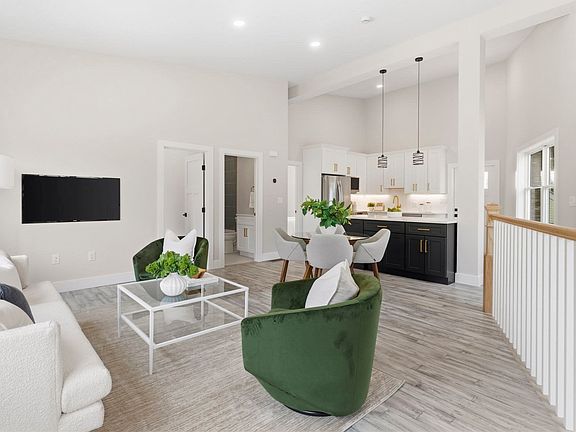 5th image of 35A Miller Ave #A