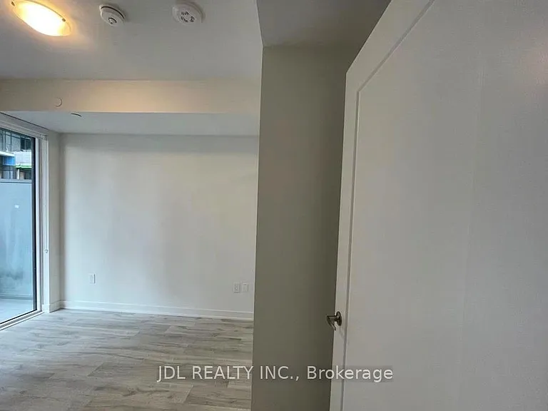 70 Princess St #1428 — Photo 15