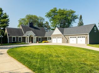 56515 Nine Mile Rd, South Lyon, MI 48178