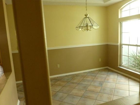 5th image of 12636 Lakebrook Dr