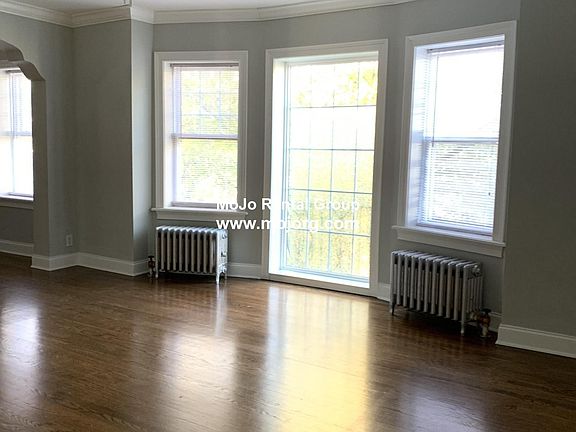 2nd image of 4838 N Paulina St #3