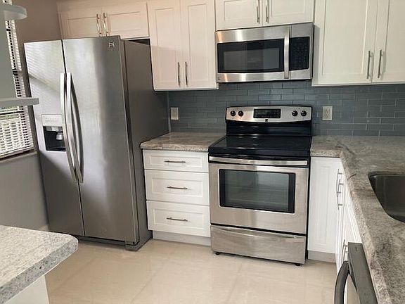 3rd image of 3525 Village Blvd APT 202