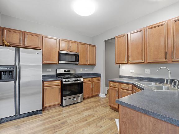 5th image of 6727 Pine Lake Dr #6727