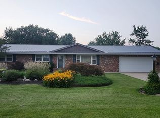 709 W Plum St, Gillespie, IL 62033