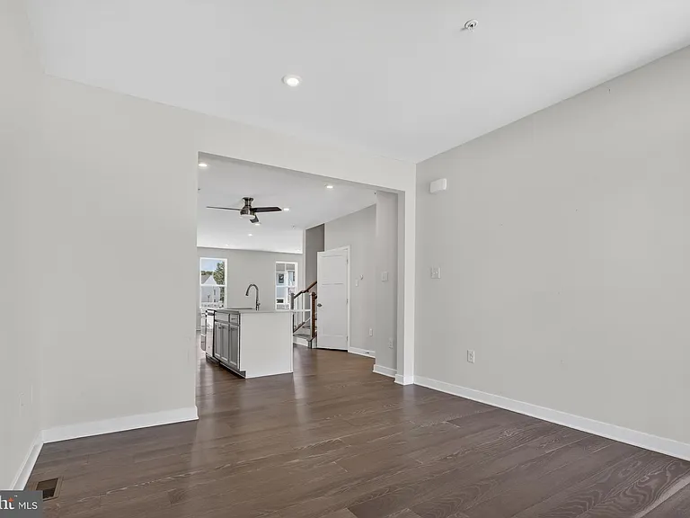 8005 Milltown Cir — Photo 6