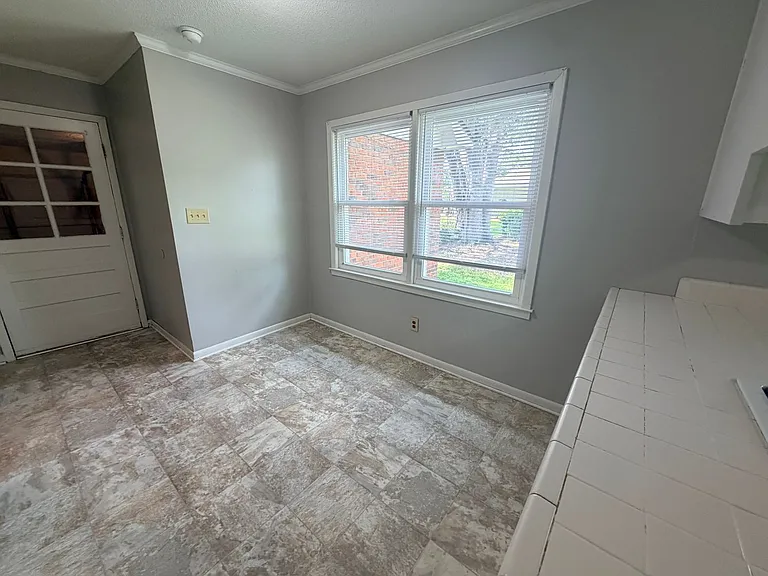 4317 Oak Ridge Bnd — Photo 9