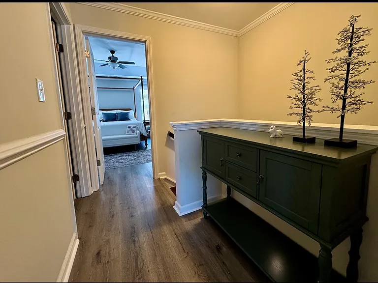 11850 Chelton Ridge Ln #11850 — Photo 2