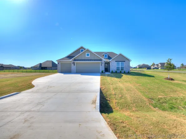 13538 N 60th East Pl, Collinsville, OK 74021