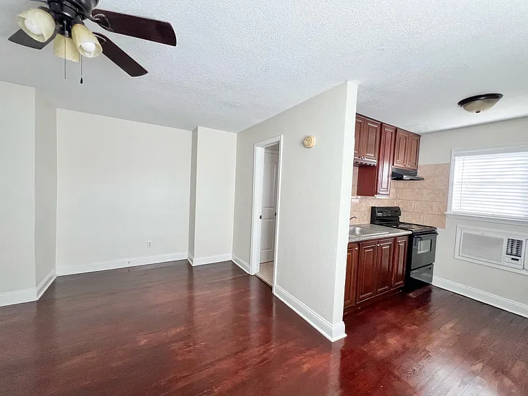 1612 Larue Ave — Photo 17