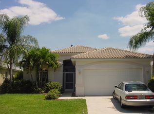 11312 Lakeland Cir, Fort Myers, FL 33913
