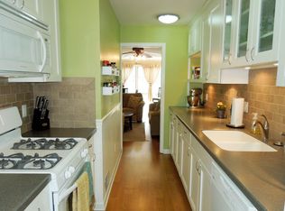 19 Mews Ln, South Orange, NJ 07079