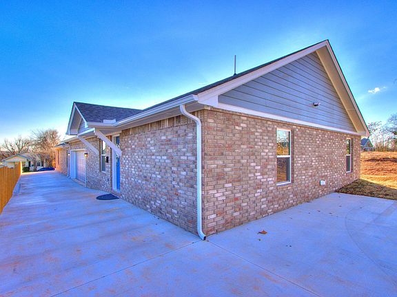 3rd image of 1509 NE 9th St #B