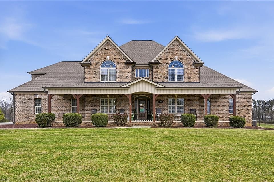 1st image of 203 Bobcat Rd
