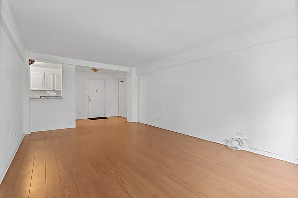 Rented by Brown Harris Stevens | media 2