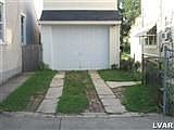 1 Car Garage