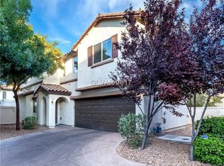 8253 Wildwood Glen Dr, Las Vegas, NV 89131