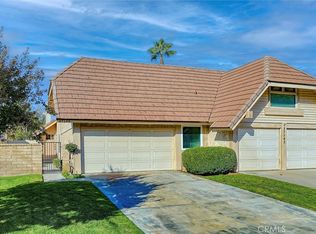 27139 Rio Prado Dr, Santa Clarita, CA 91354