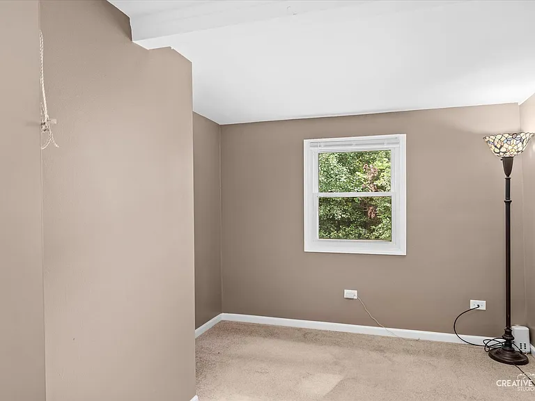 15331 S Corbin St — Photo 2