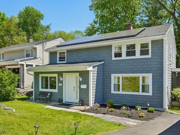 21 Howard Pl, Waldwick Boro, NJ 07463