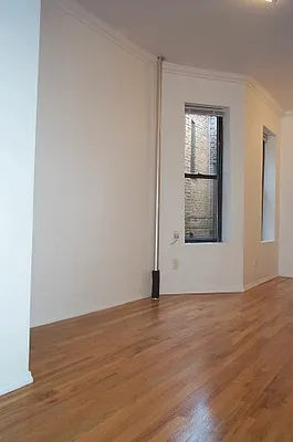 Rented by Tower Brokerage | media 32