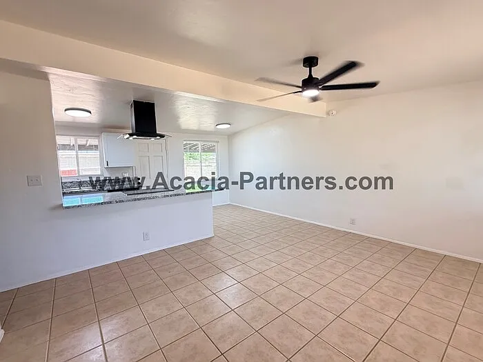 5149 E Andrew St — Photo 4