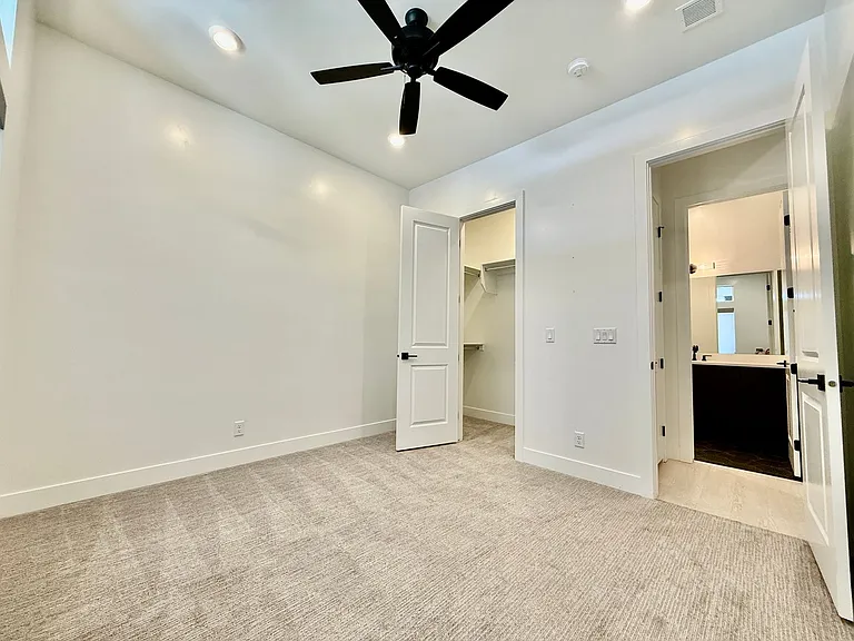 3714 S McKenzie Ln — Photo 21