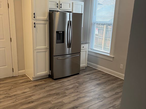 2nd image of 1231 California Ave #1