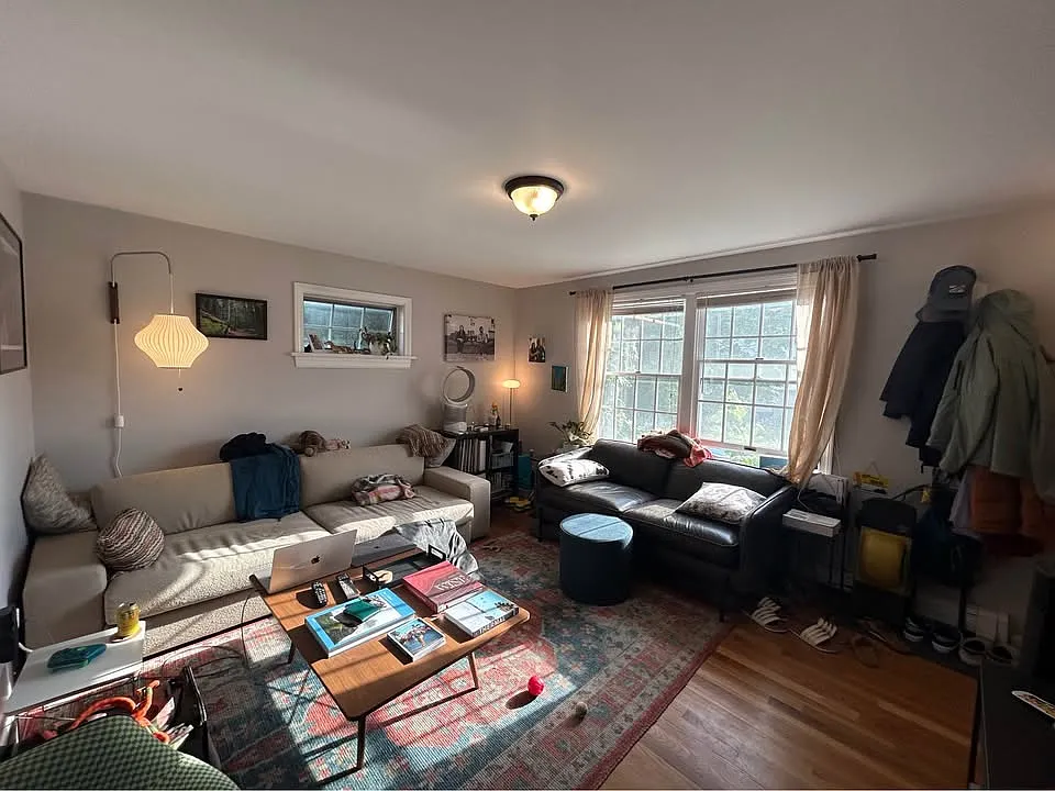 2 bed, 1.5 bath, 857 sqft, $3,350 — Photo 2